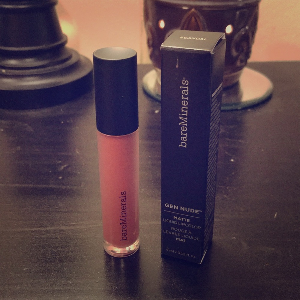 BareMinerals scandal Matte liquid that color